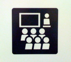 Warning - possible death by Powerpoint (Chris Freeland CC BY-NC-SA 2.0)